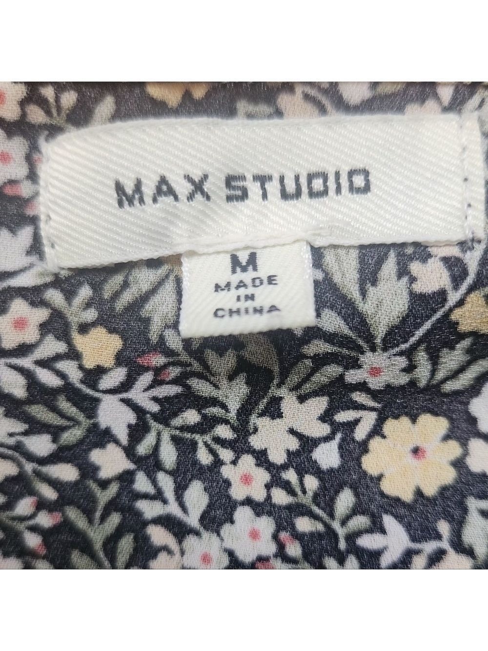 Max Studio Dainty Floral Print Belted Faux Wrap Top Flutter Sleeves Blouse Sz: M - Picture 2 of 13